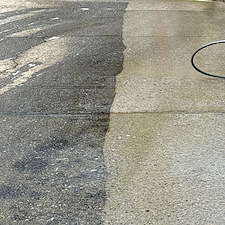 Driveway-Cleaning-in-Snellville-GA 0